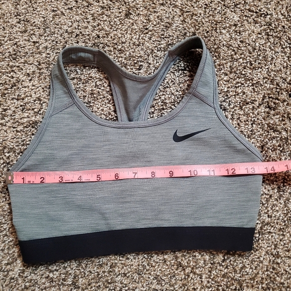 Nike Gray and Black Sports Bra Size Medium - Picture 3 of 6